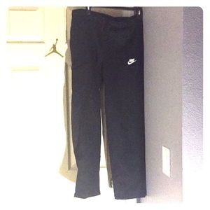 Black nike sweats